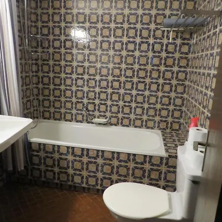 Apartamento In Hus Signal Met Prachtig Uitzicht Op De Bergen Klosters-Serneus