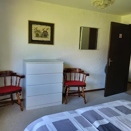 In Hus Signal Met Prachtig Uitzicht Op De Bergen Appartamento