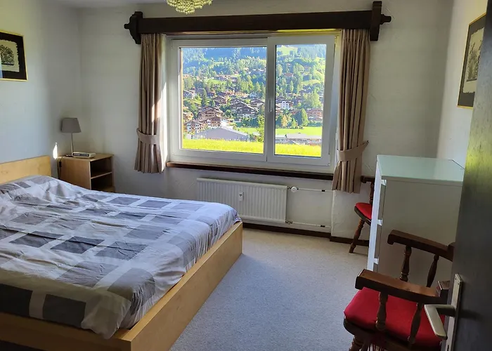 In Hus Signal Met Prachtig Uitzicht Op De Bergen Daire Klosters