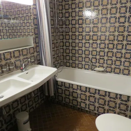 In Hus Signal Met Prachtig Uitzicht Op De Bergen アパート