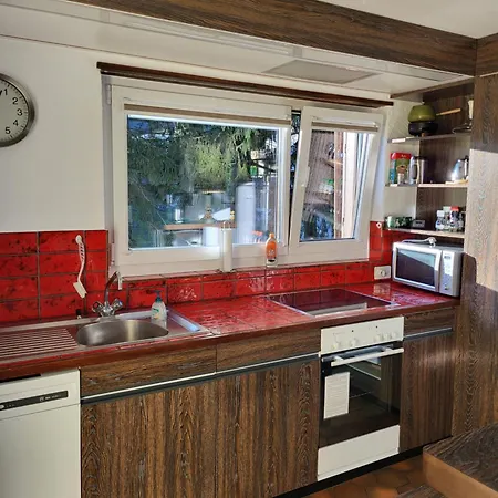 In Hus Signal Met Prachtig Uitzicht Op De Bergen