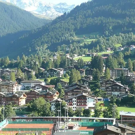 In Hus Signal Met Prachtig Uitzicht Op De Bergen アパート *