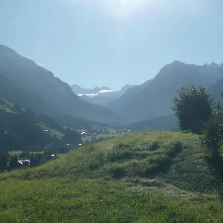 アパート In Hus Signal Met Prachtig Uitzicht Op De Bergen *