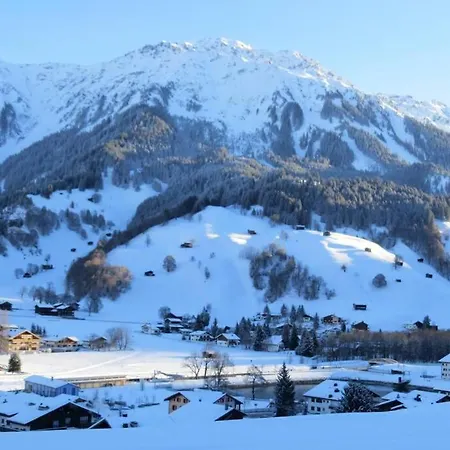 In Hus Signal Met Prachtig Uitzicht Op De Bergen