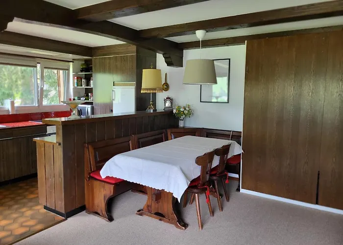 In Hus Signal Met Prachtig Uitzicht Op De Bergen