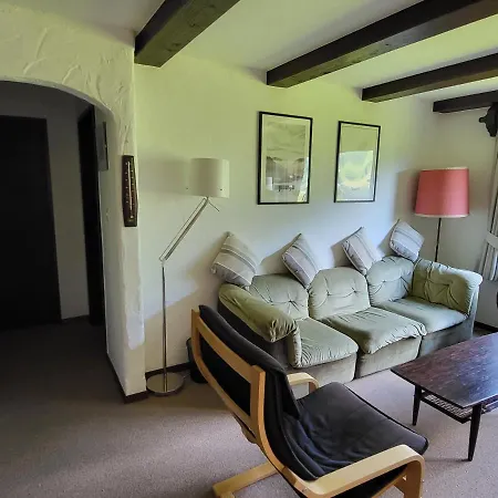 Apartment In Hus Signal Met Prachtig Uitzicht Op De Bergen Klosters