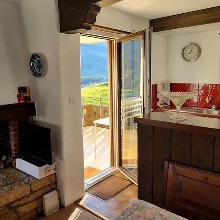 Apartment In Hus Signal Met Prachtig Uitzicht Op De Bergen